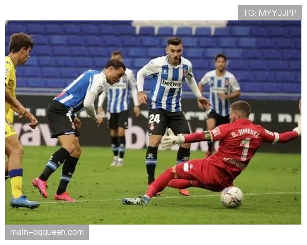 深度报道:打击盗播的“猫鼠游戏”——西甲数字版权追踪团队的全球行动 深度报道:打击盗播的“猫鼠游戏”——西甲数字版权追踪团队的全球行动